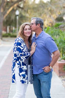 couple wearing blue on UF campus